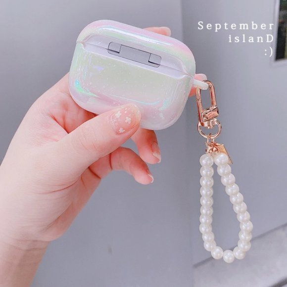 NEW Shell Hard Apple Airpods 1 2 Pro Keychain case - Picture 5 of 6